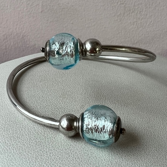 VINTAGE STERLING SILVER COIL WRAP CUFF BRACELET FROSTED AQUA BLUE MURANO GLASS - Picture 9 of 16